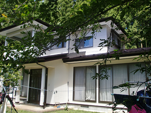仙台市太白区八木山A様邸で　屋根外壁塗装工事させて頂きました