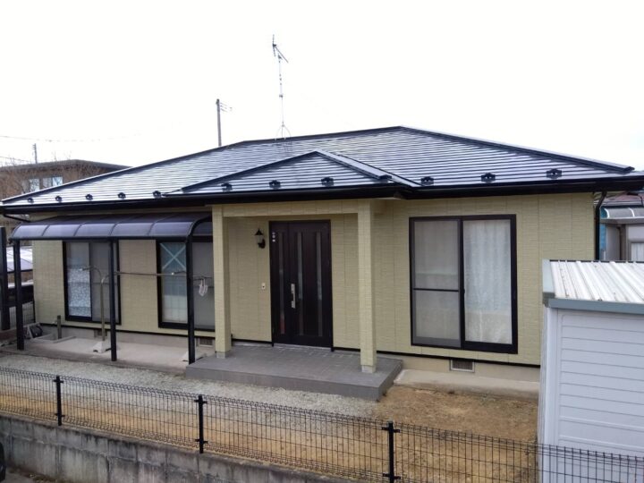 角田市梶賀D様邸で　屋根外壁塗装工事させて頂きました