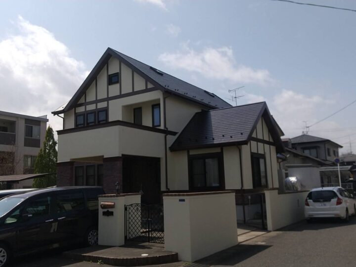 仙台市太白区泉崎M様邸で　屋根外壁塗装工事させて頂きました