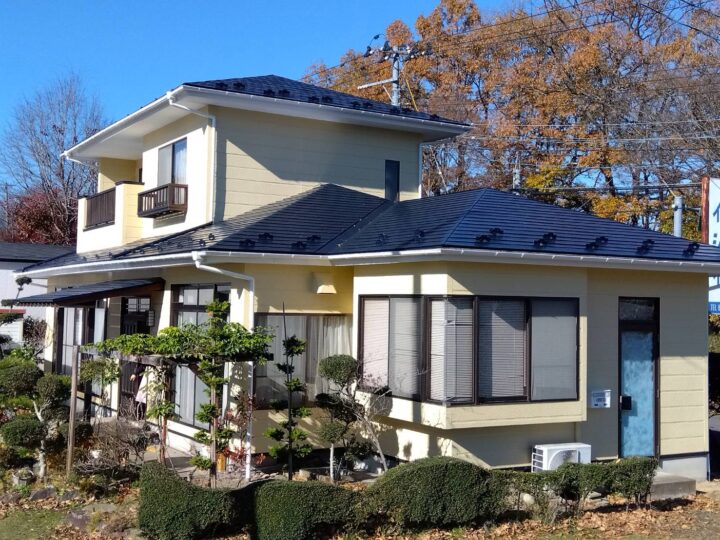 柴田郡川崎町　I様邸で　屋根外壁塗装工事させて頂きました